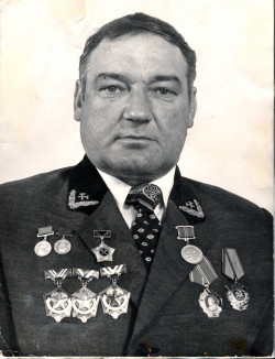 Хмелев Анатолий Яковлевич
