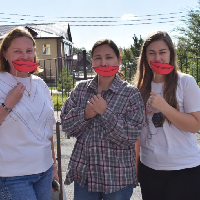 Акция &laquo;Дружба начинается с улыбки&raquo;