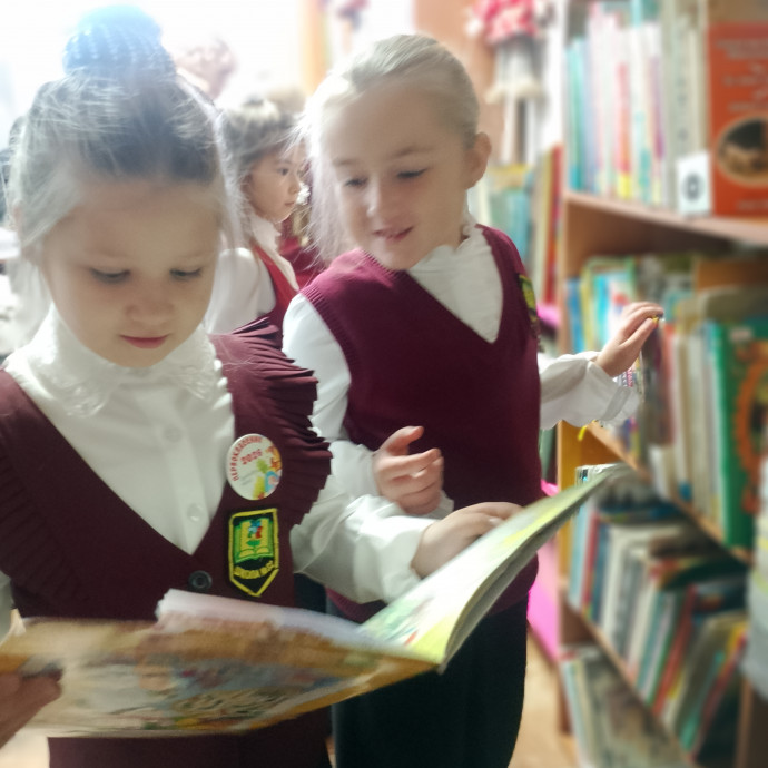 Литературный день &laquo;Нам с книгой назначена встреча&raquo;